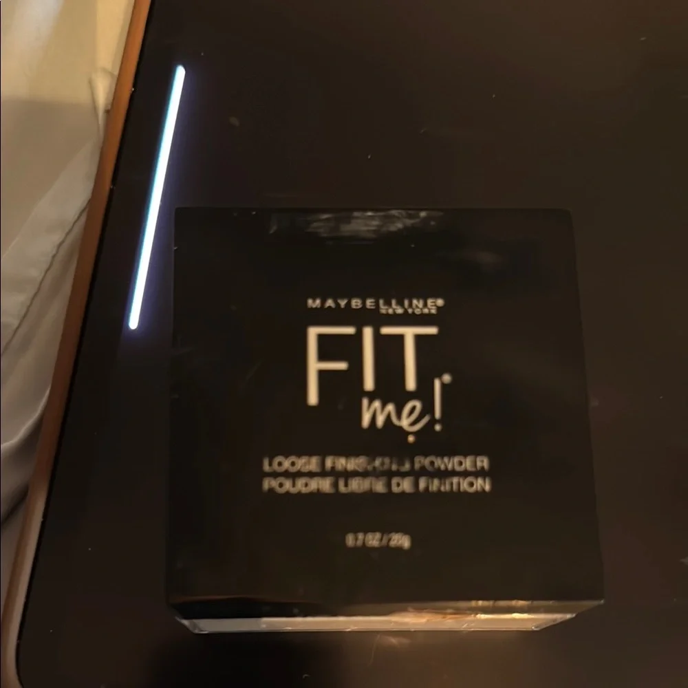 Maybelline Fit Me Loose Finishing Powder - 30 medium deep OPENED LOTS LEFT! - Picture 2 of 3